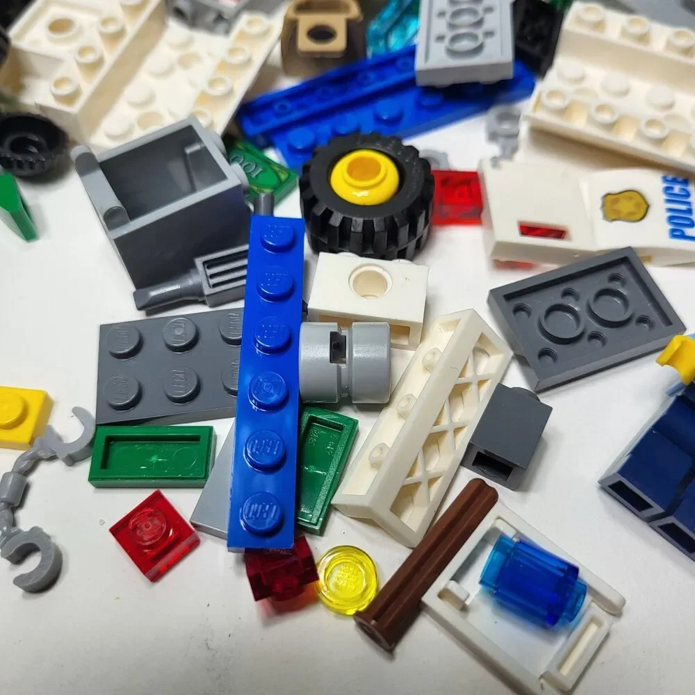 LEGO CITY: Police Starter Set 60136 Incomplete 2 Sets